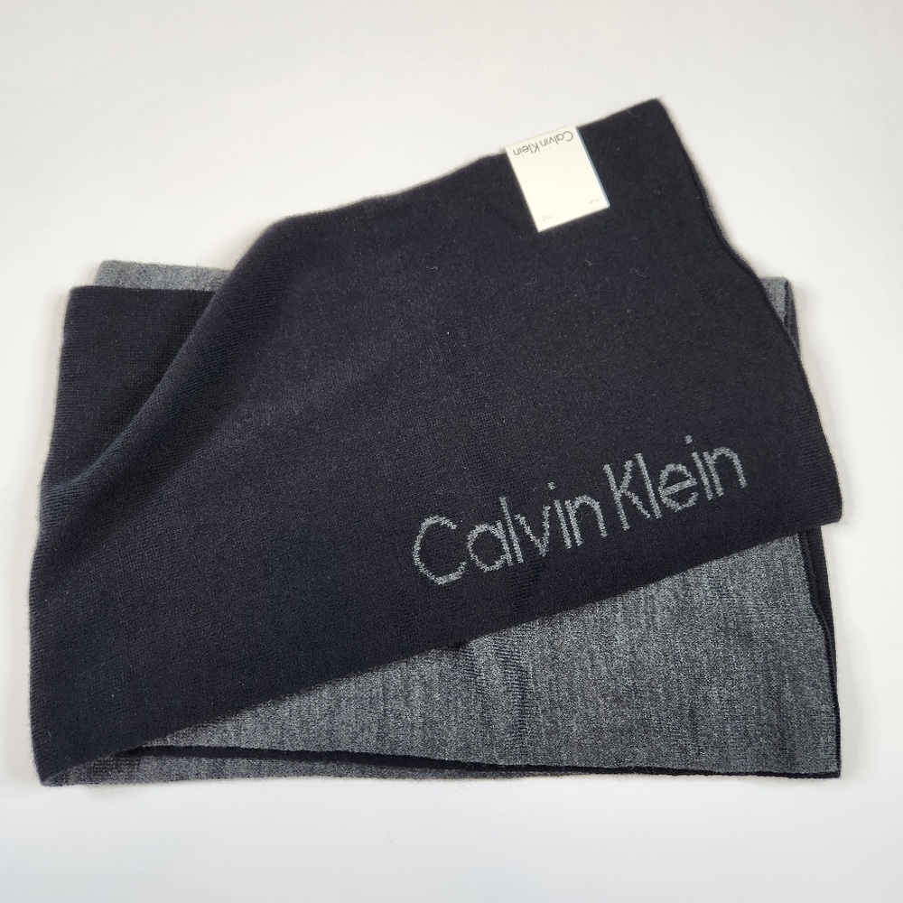 Mens Calvin Klein Reversible Grey Black Knit Scarf Muffler NWT